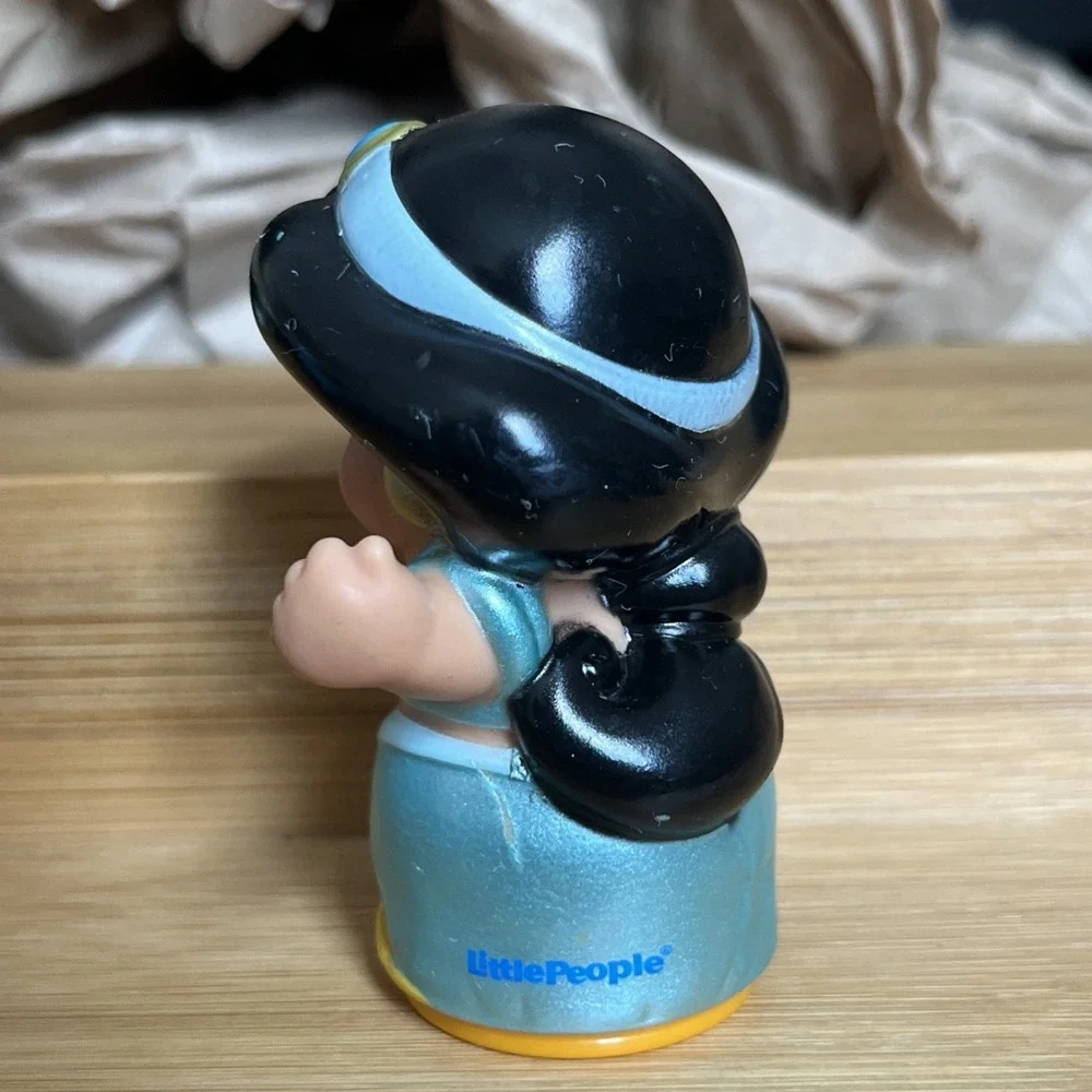 Fisher Price Little People Disney Princess Shinny Jasmine Figure 2012 Chunk